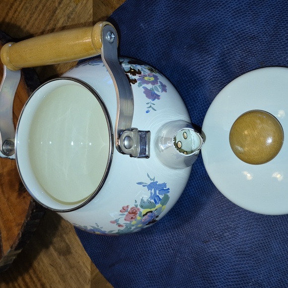 Enamel Tea Kettle Vintage From The 80s.  (#TK-5)vgc. - Picture 9 of 14